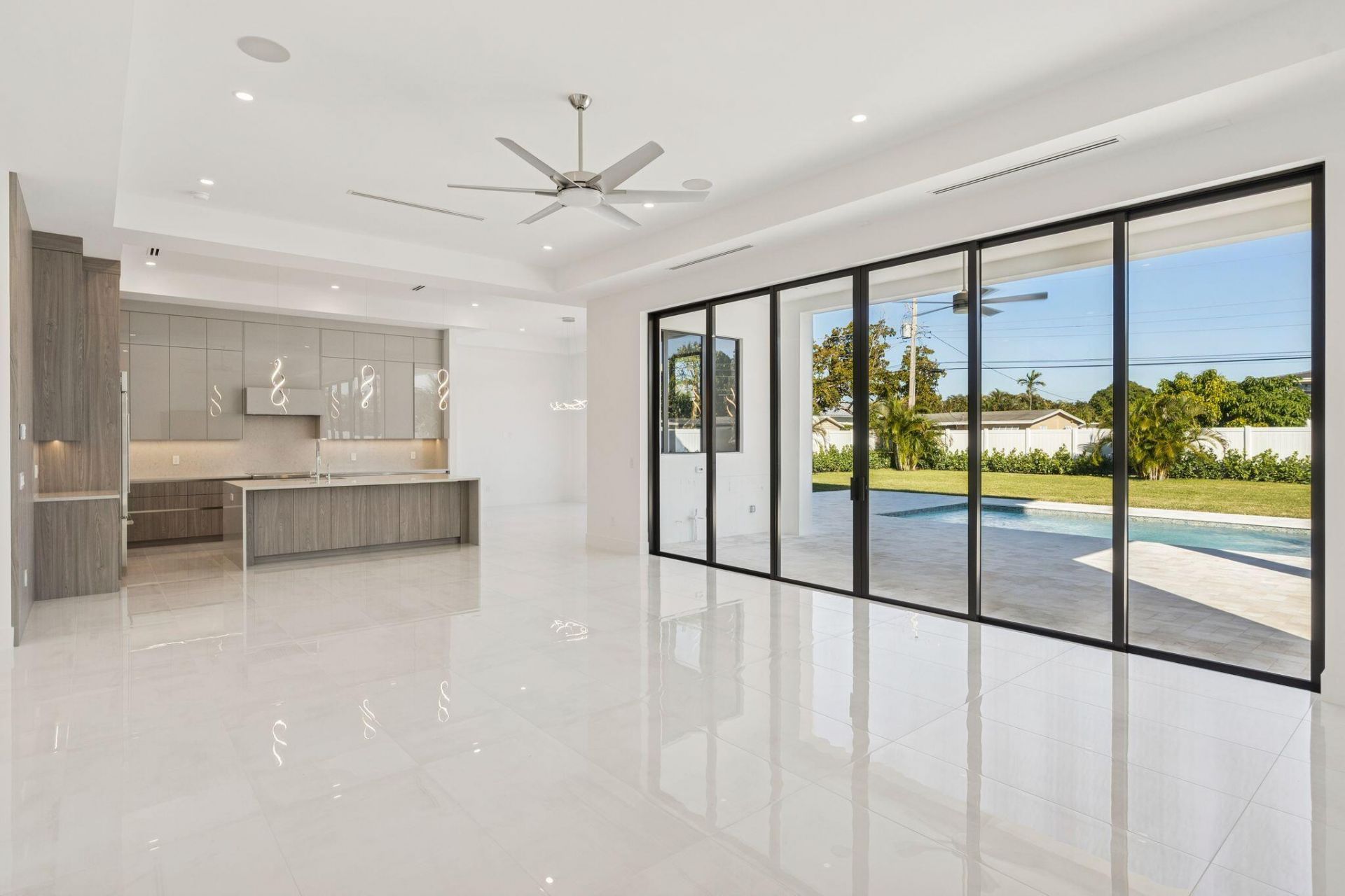 261 NW 8th Street, Boca Raton, FL 33432 Photo