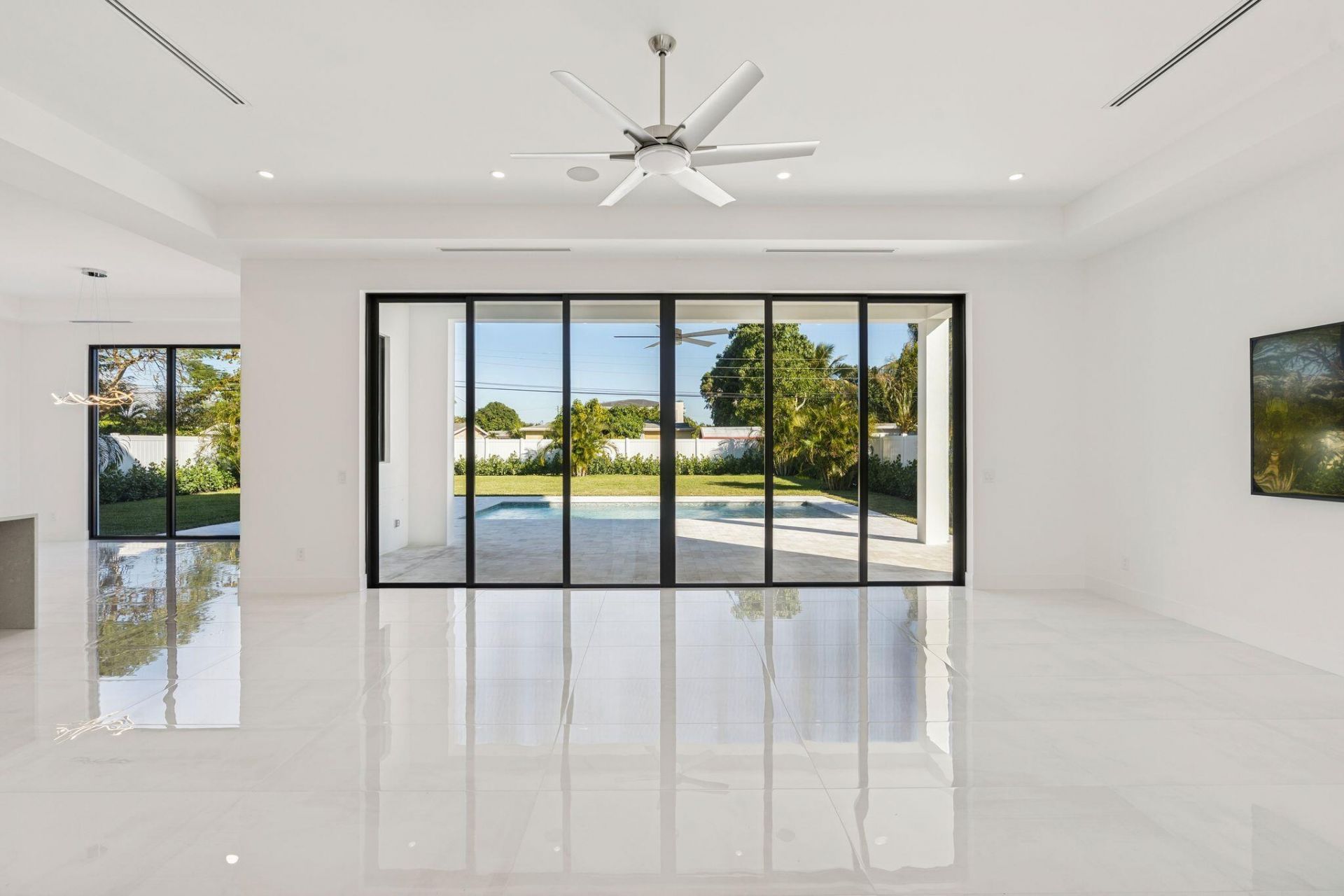 261 NW 8th Street, Boca Raton, FL 33432 Photo