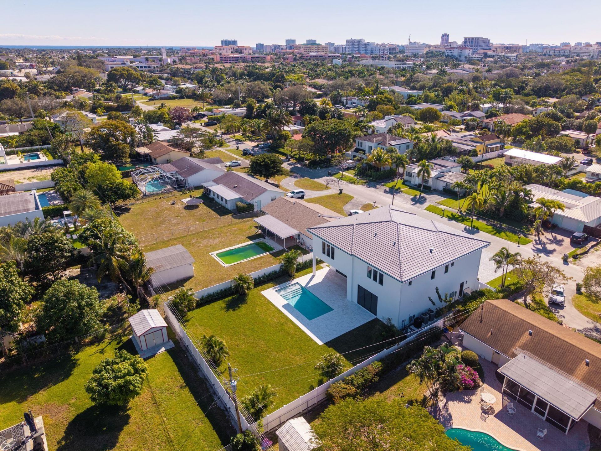 261 NW 8th Street, Boca Raton, FL 33432 Photo