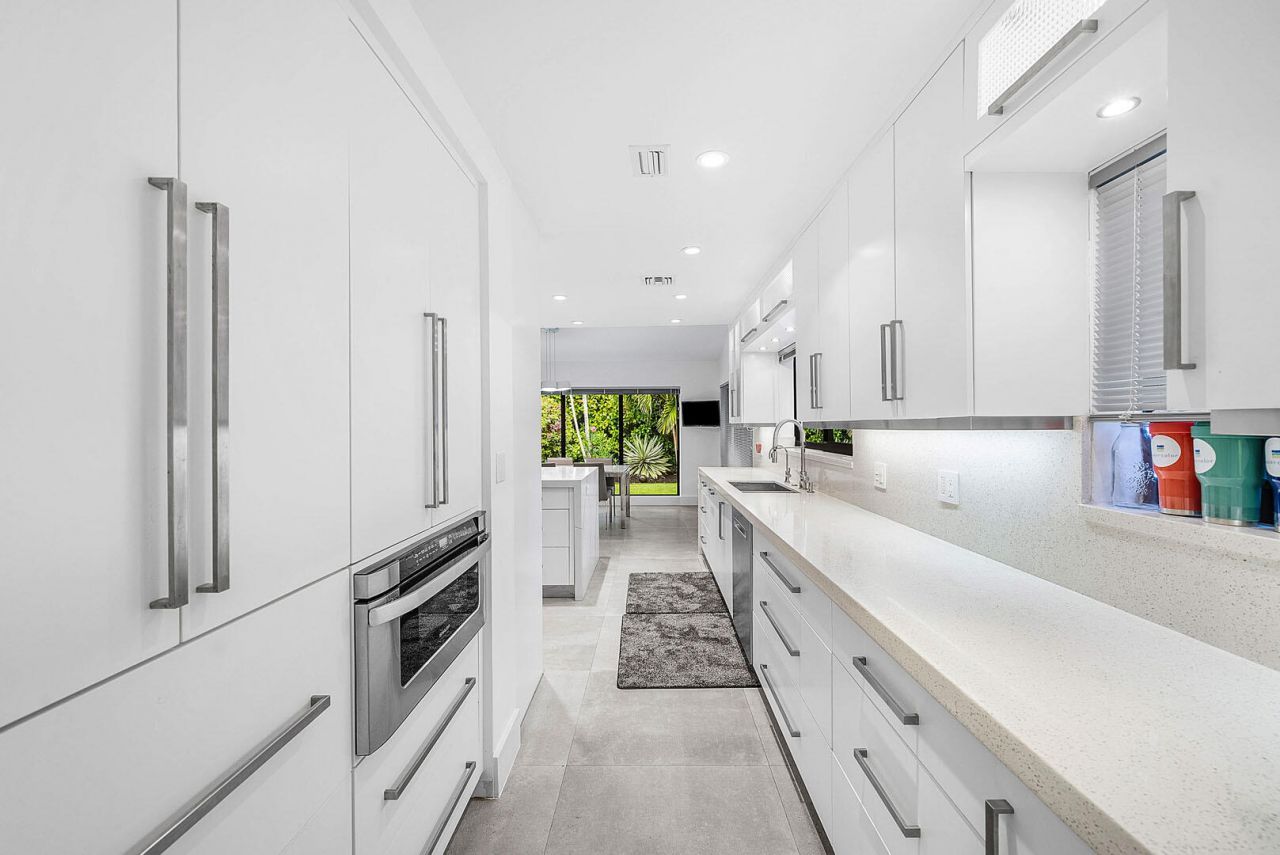 229 S Maya Palm Drive, Boca Raton, FL 33432 Photo