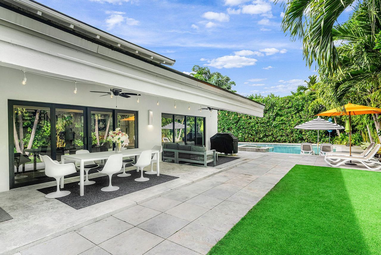 229 S Maya Palm Drive, Boca Raton, FL 33432 Photo