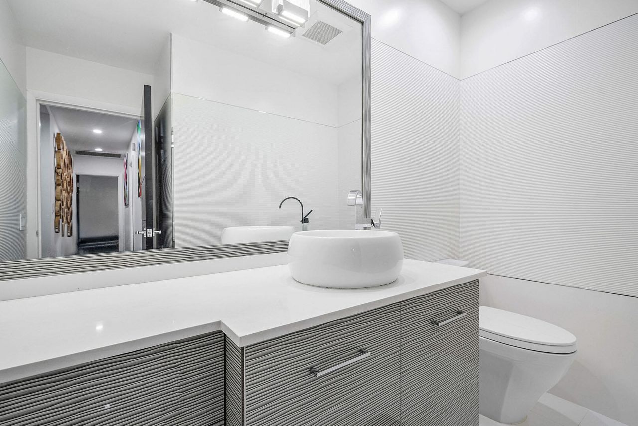 229 S Maya Palm Drive, Boca Raton, FL 33432 Photo