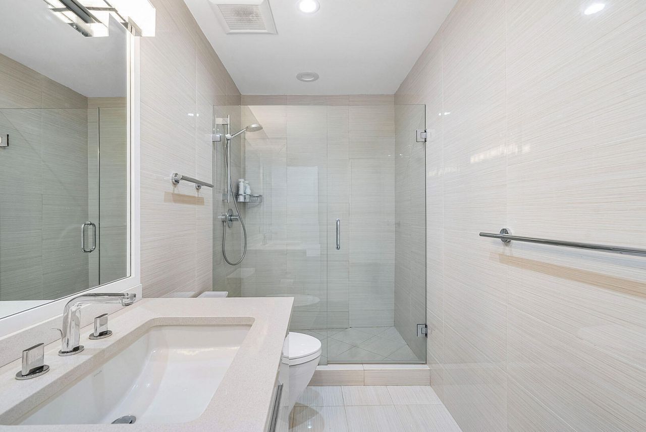 229 S Maya Palm Drive, Boca Raton, FL 33432 Photo