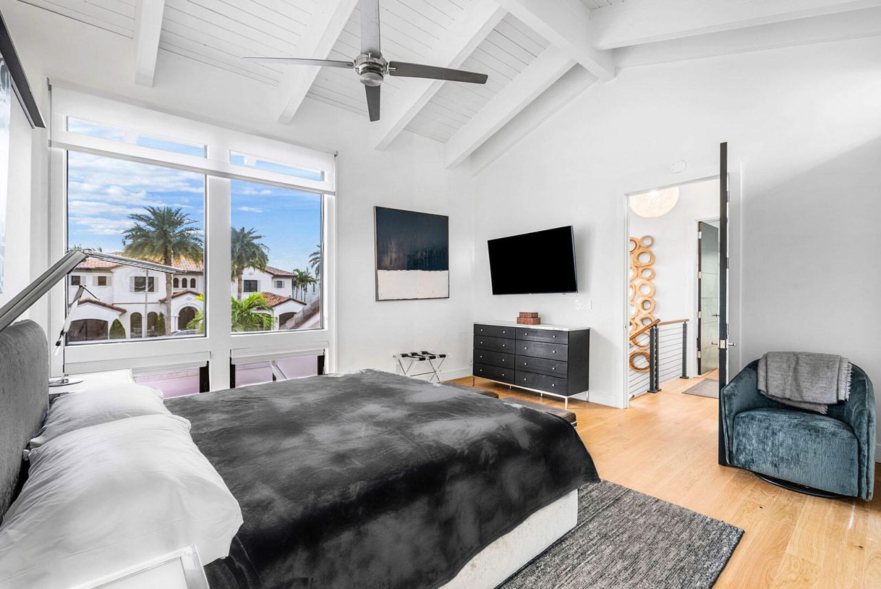 229 S Maya Palm Drive, Boca Raton, FL 33432 Photo