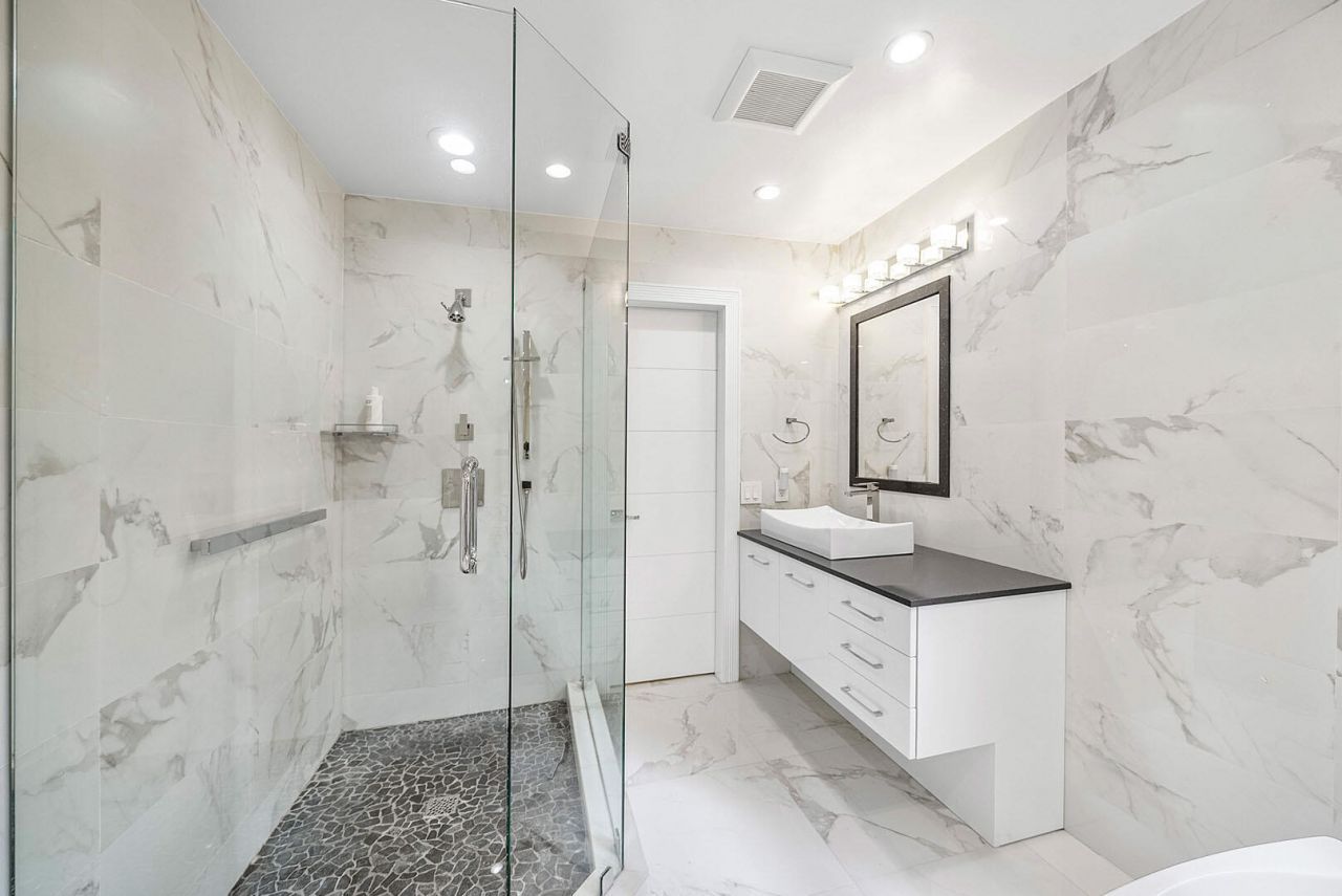 229 S Maya Palm Drive, Boca Raton, FL 33432 Photo
