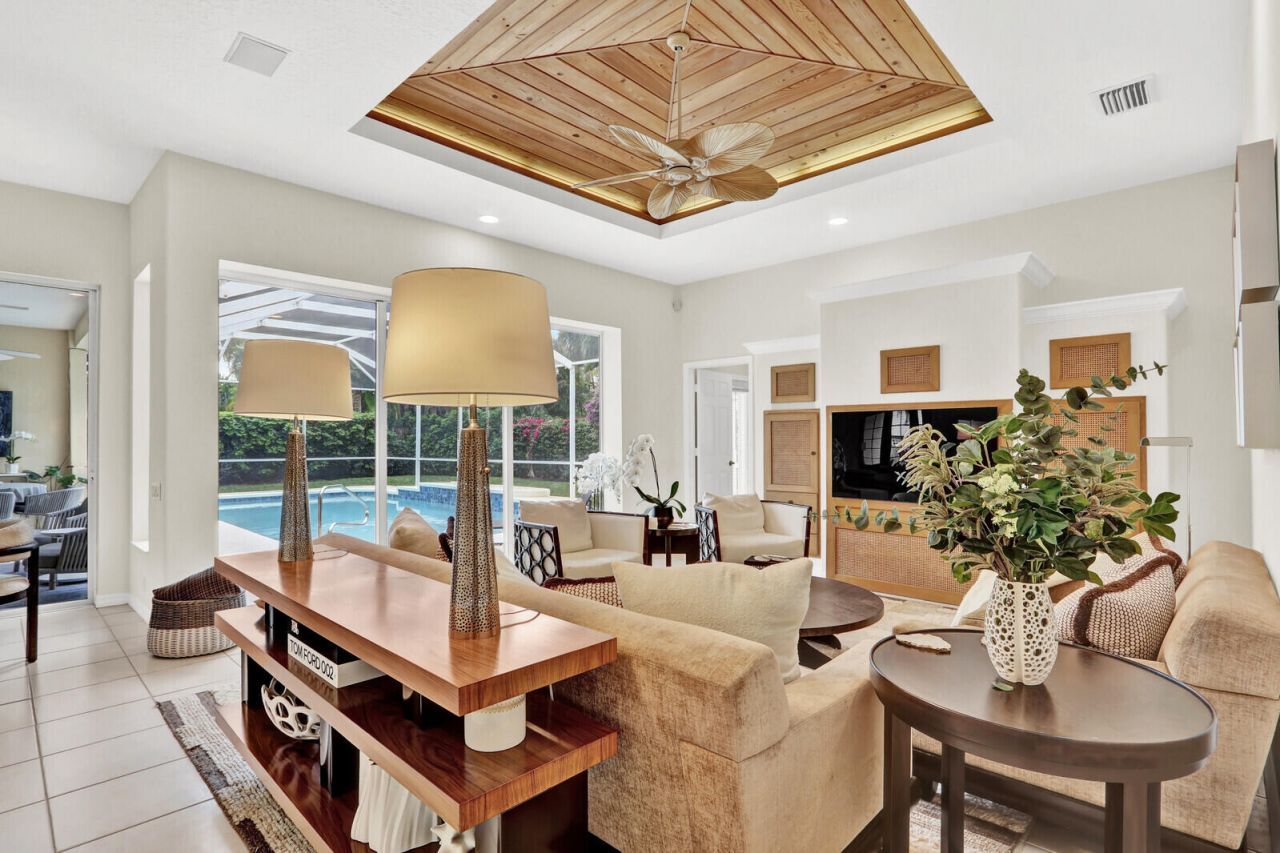 121 Olympus Way, Jupiter, FL 33477 Photo