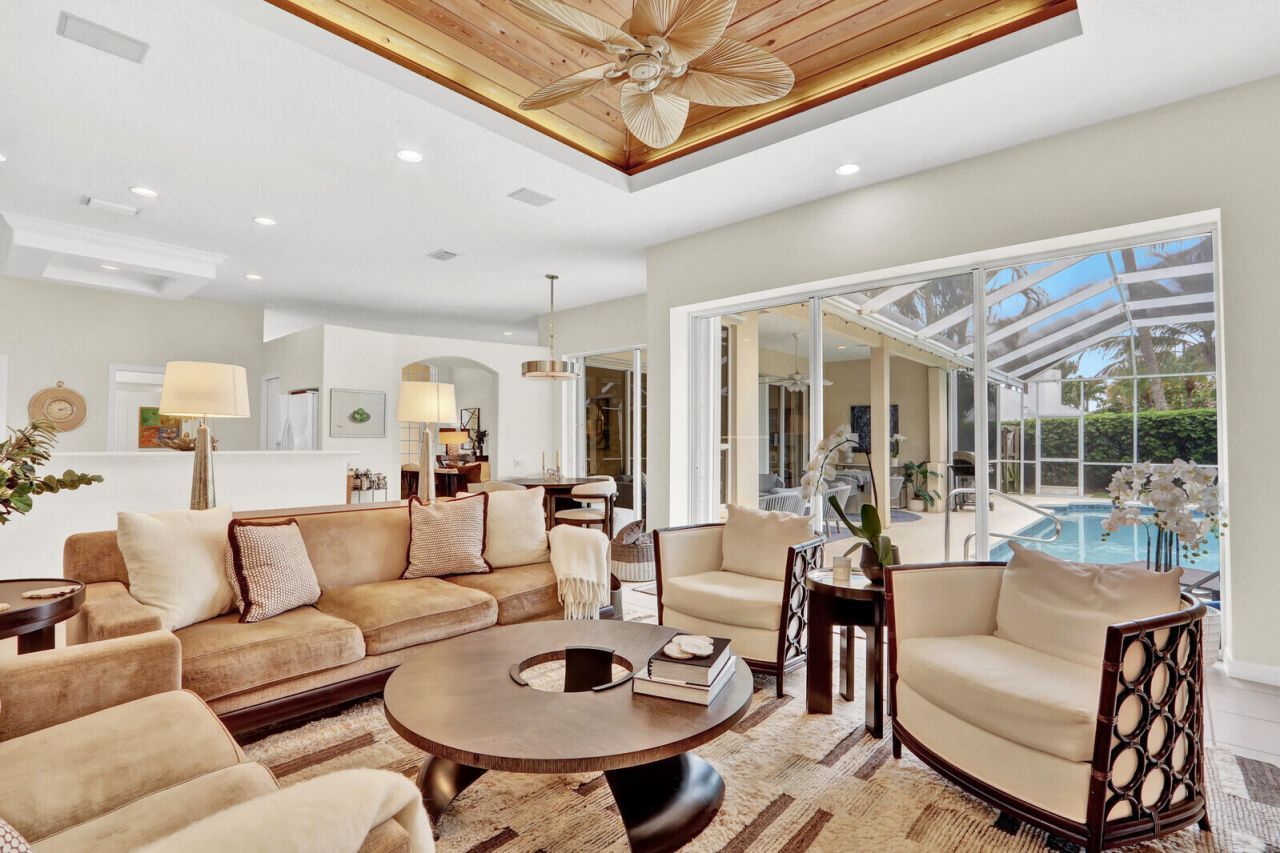 121 Olympus Way, Jupiter, FL 33477 Photo