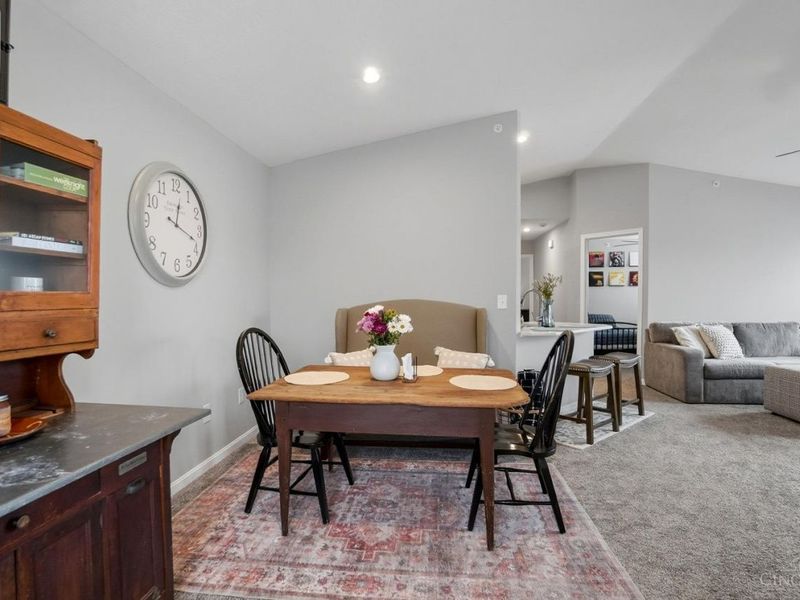 5882 Parkview Lane, Unit 300, Miami Twp, OH 45150 Photo 14