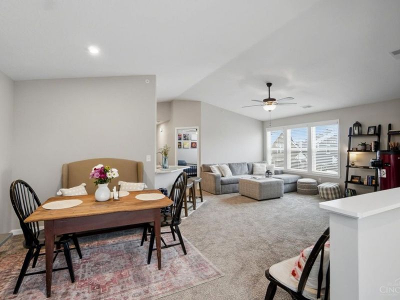 5882 Parkview Lane, Unit 300, Miami Twp, OH 45150 Photo 8