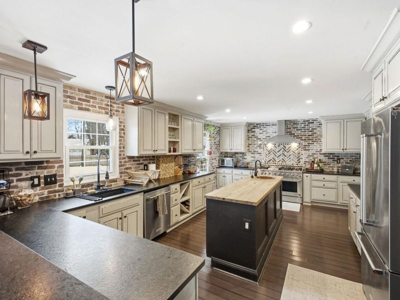 772 Old Forest Court, Columbus, OH 43230 Photo 13