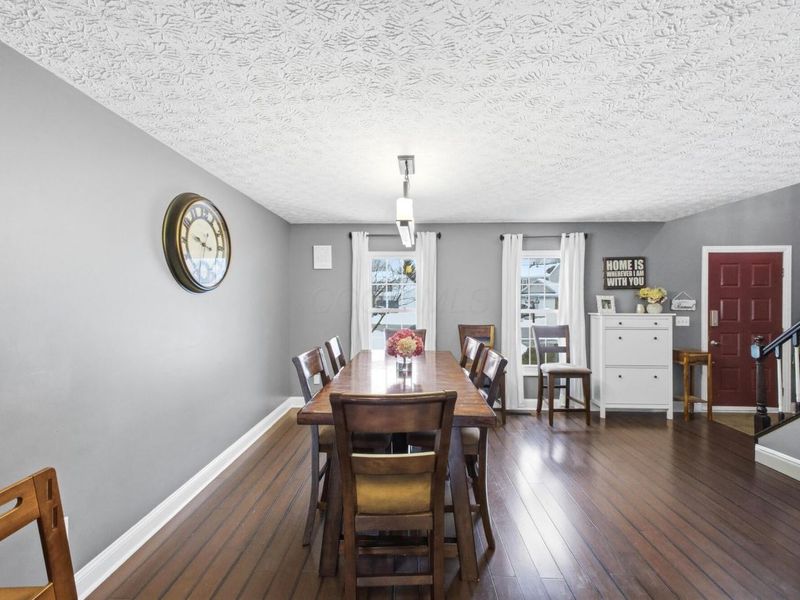 772 Old Forest Court, Columbus, OH 43230 Photo 7