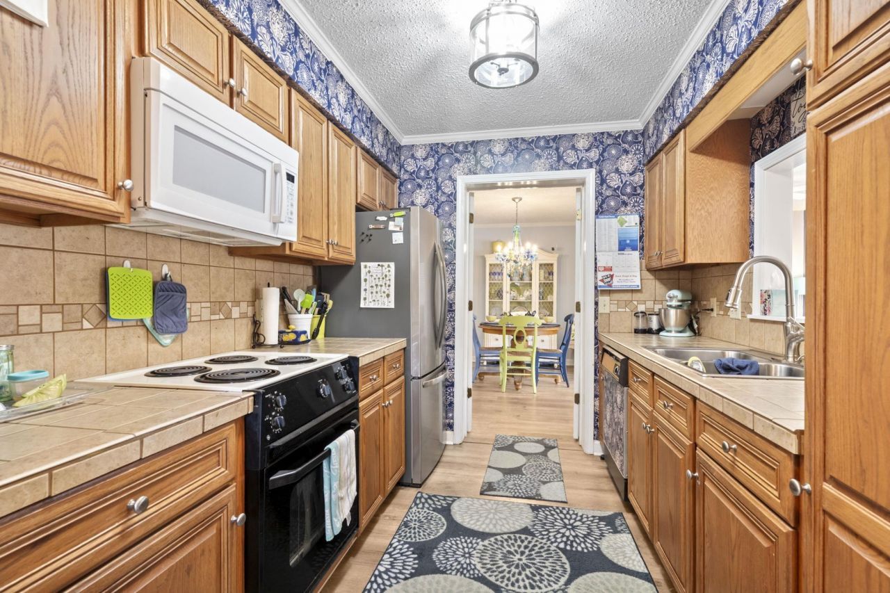 9421 Timber Row Photo 11