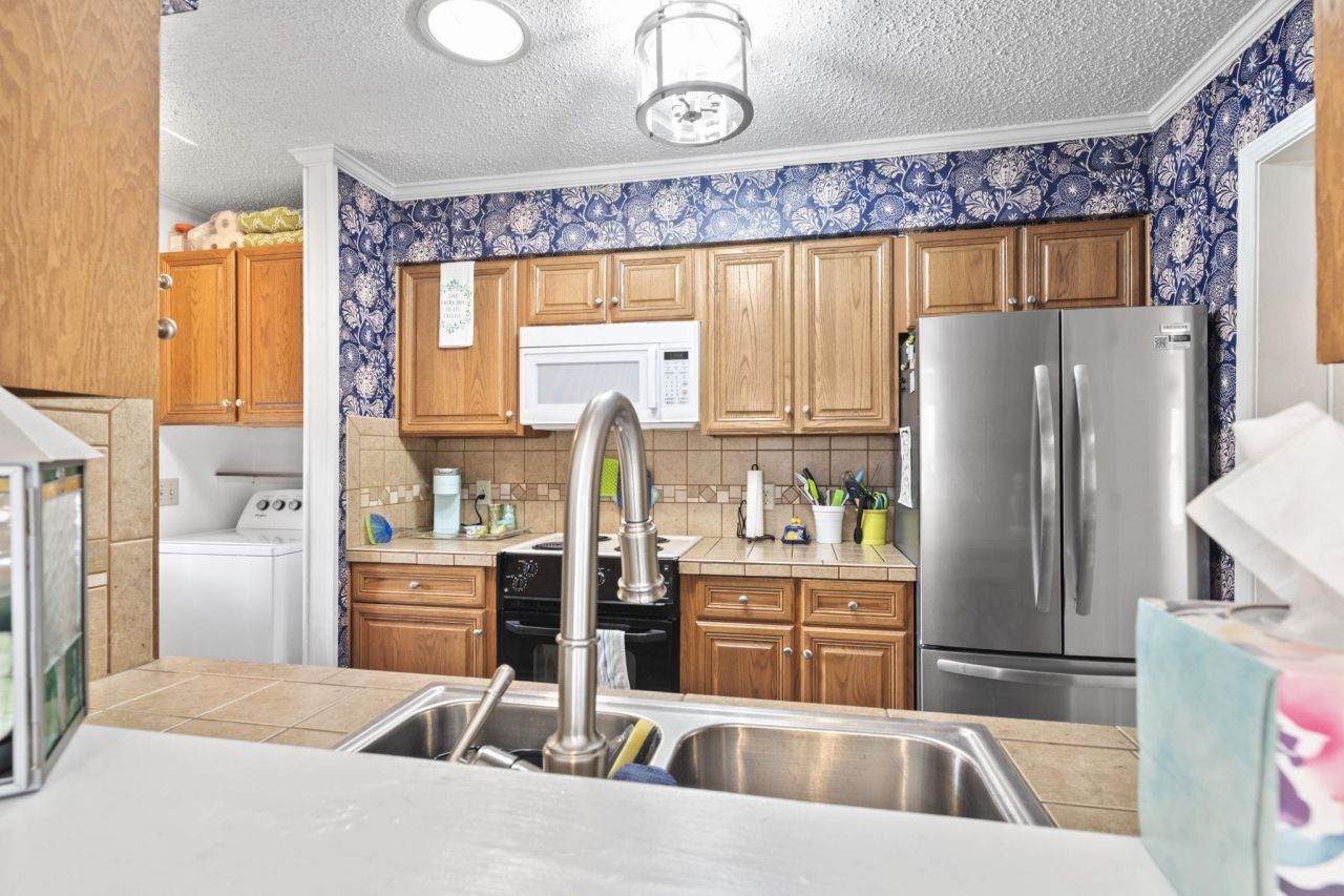 9421 Timber Row Photo 12