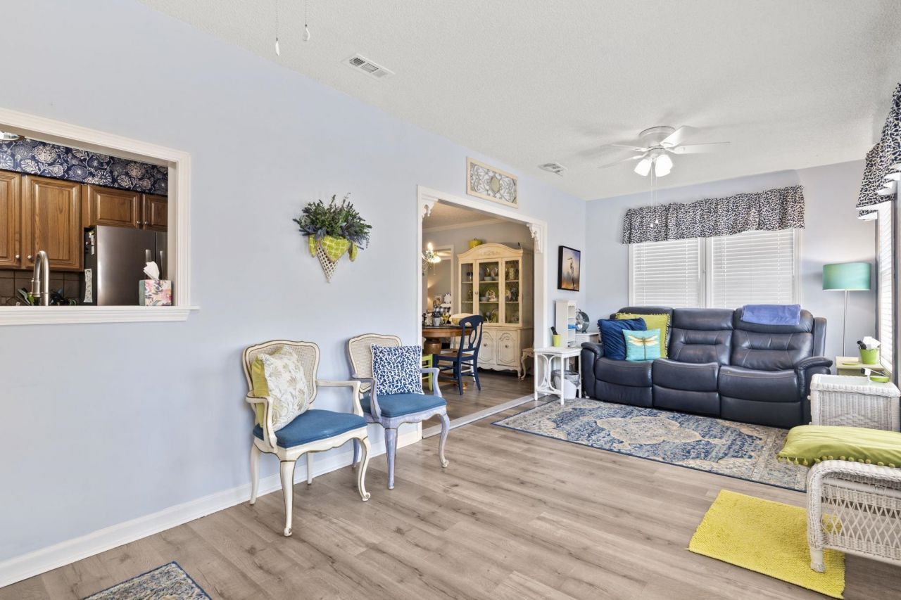 9421 Timber Row Photo 14