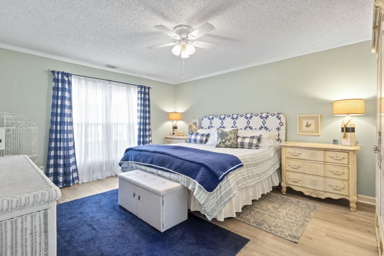 9421 Timber Row Photo 17