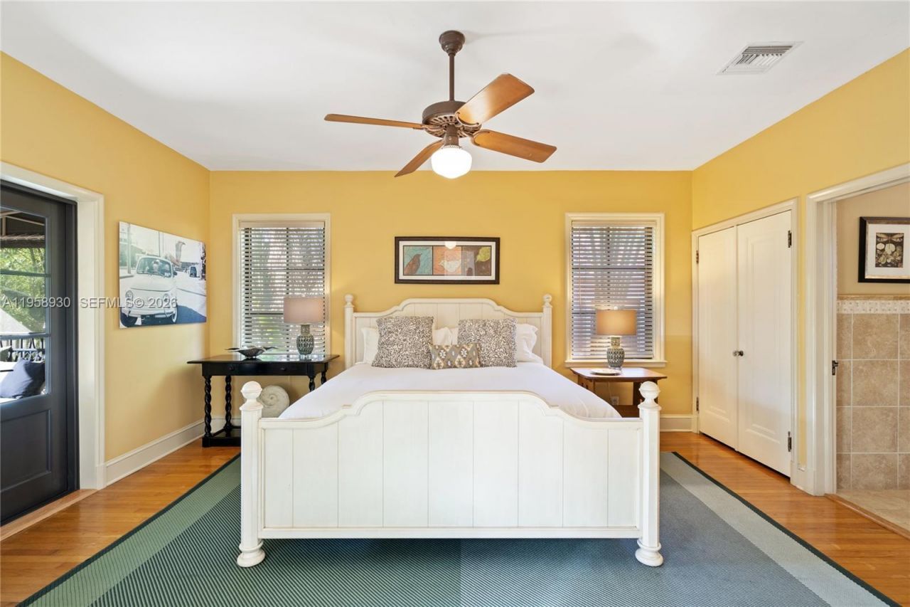 2330 Prairie Ave , Miami Beach, FL 33140 Photo