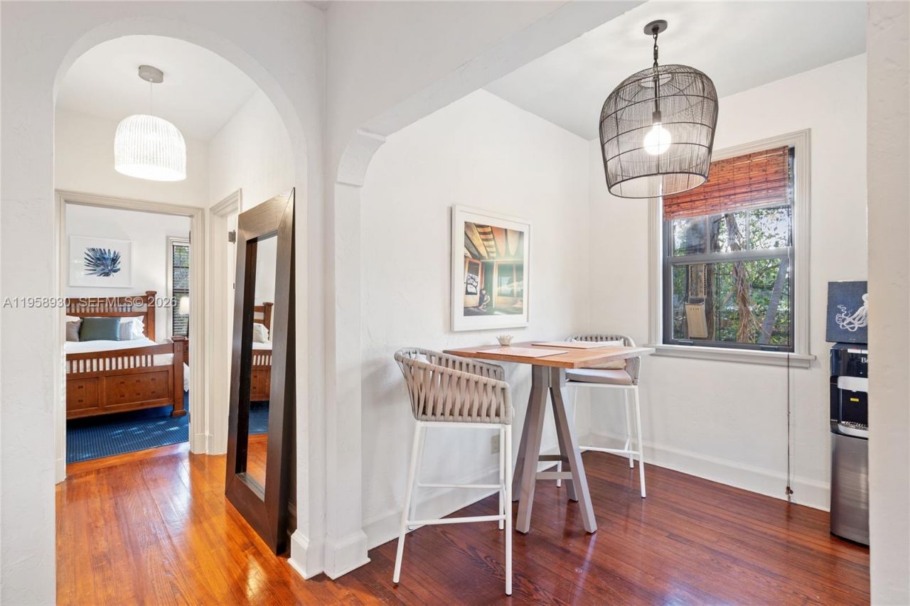 2330 Prairie Ave , Miami Beach, FL 33140 Photo