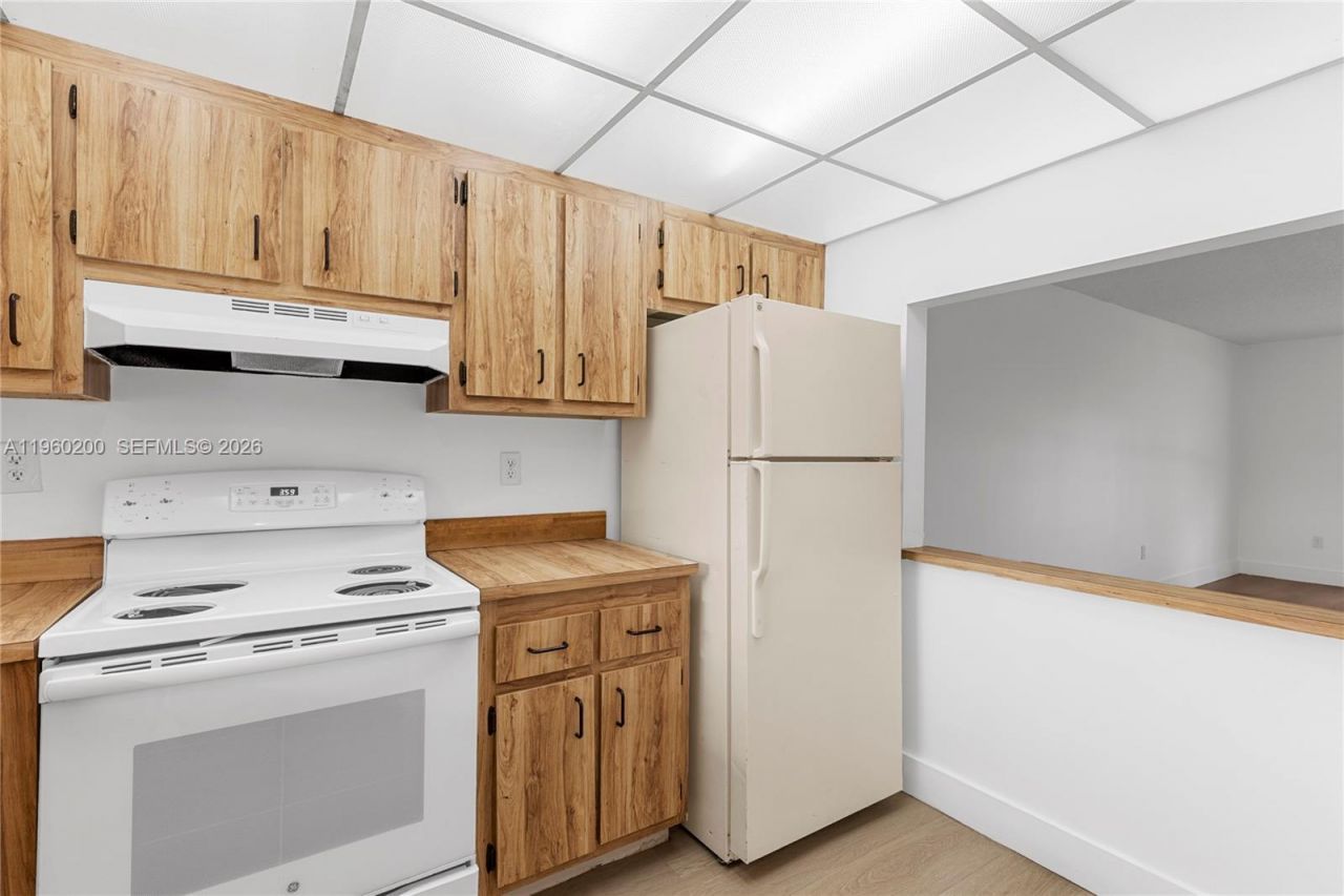 6061 Shakerwood Cir , Unit 206, Tamarac, FL 33319 Photo