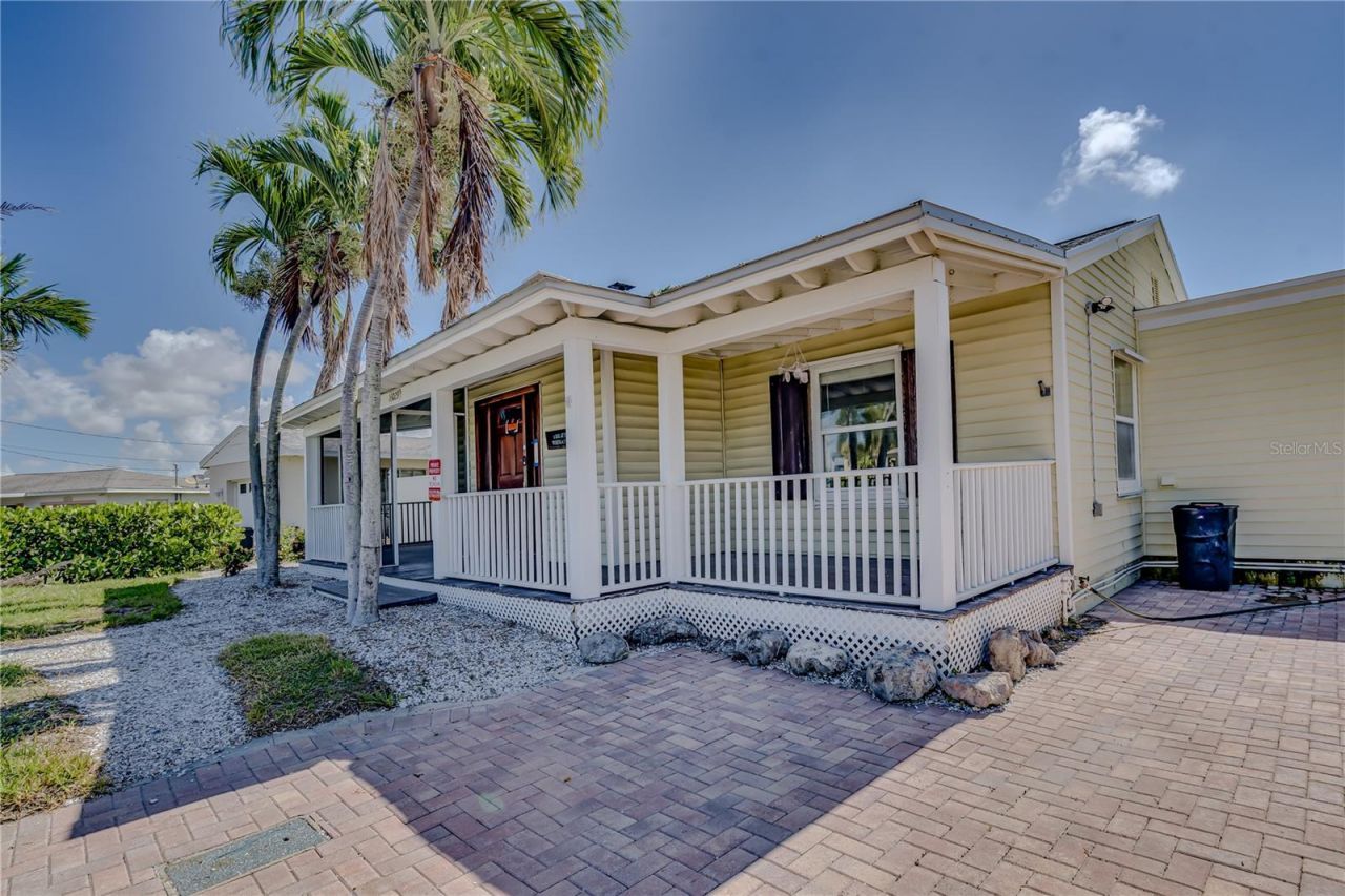16029 Redington Drive, Redington Beach, FL 33708 Photo