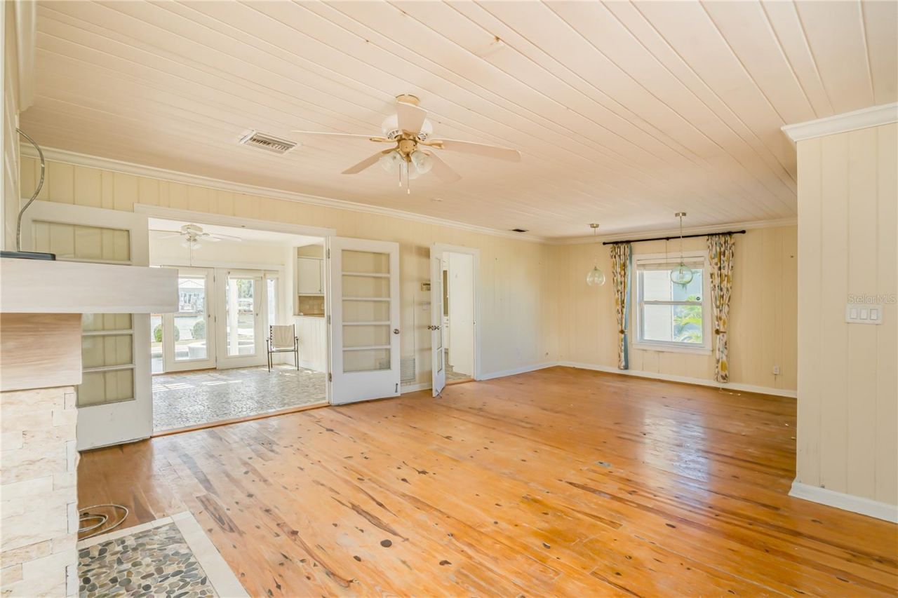 16029 Redington Drive, Redington Beach, FL 33708 Photo