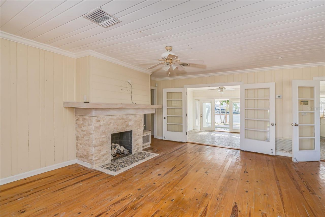 16029 Redington Drive, Redington Beach, FL 33708 Photo