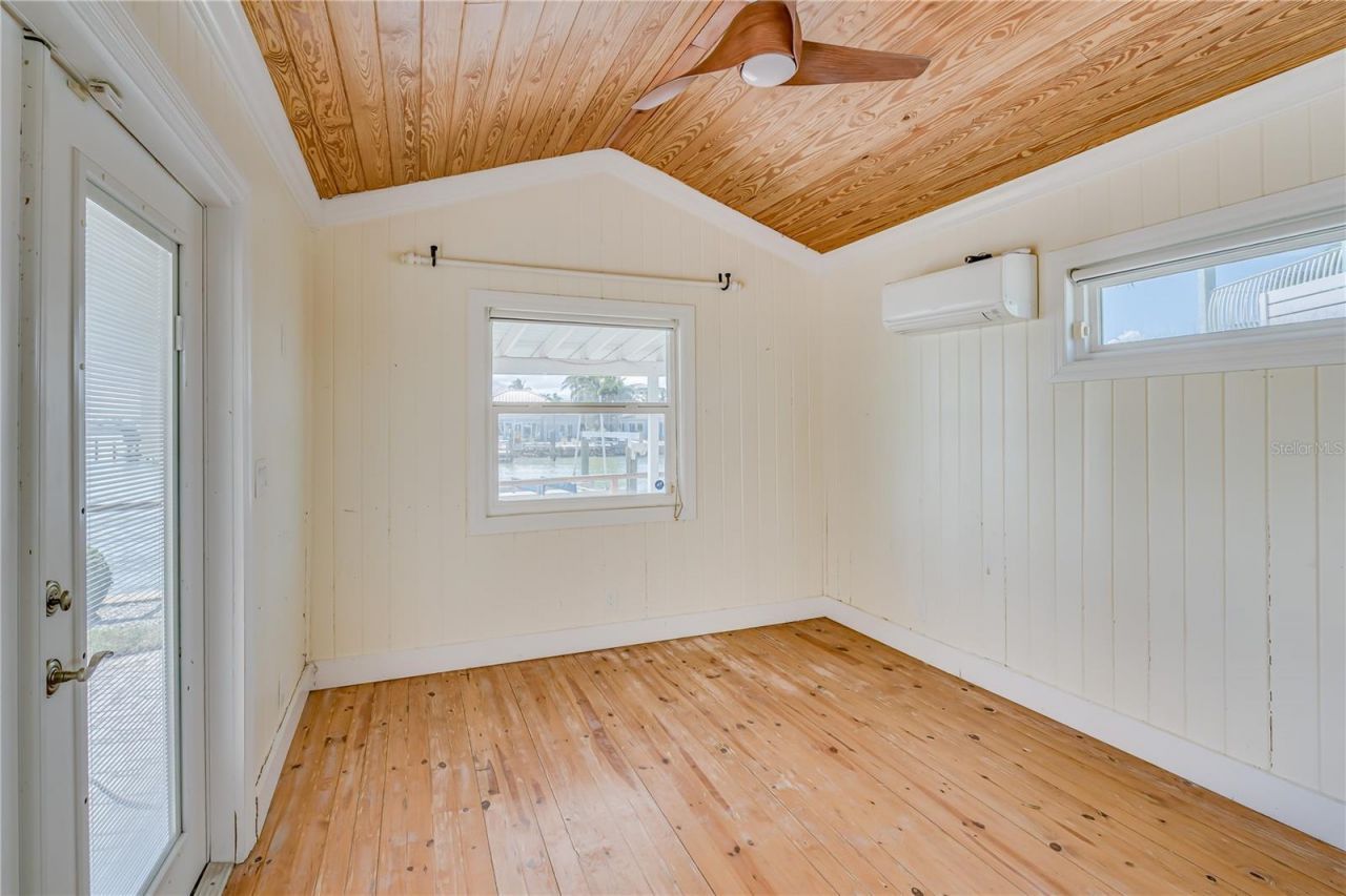 16029 Redington Drive, Redington Beach, FL 33708 Photo