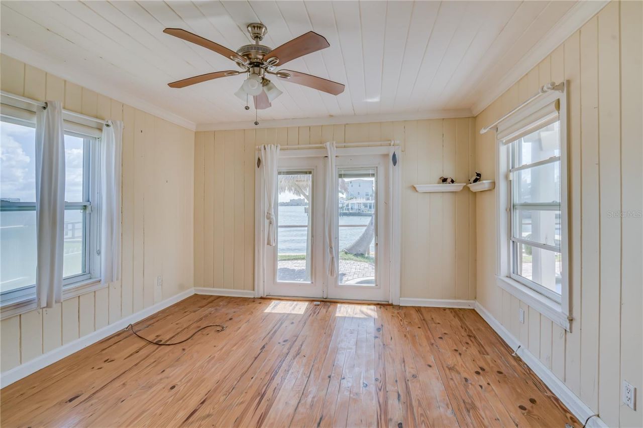 16029 Redington Drive, Redington Beach, FL 33708 Photo