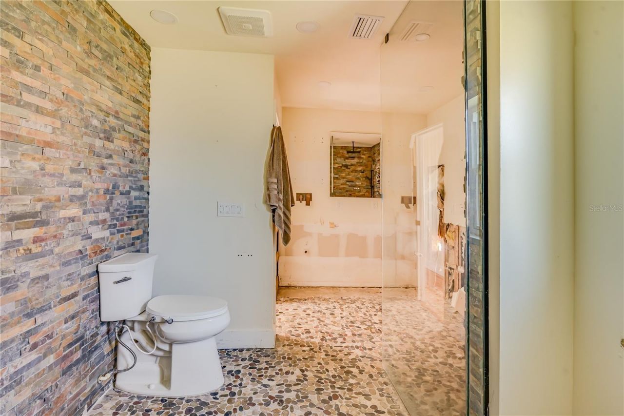 16029 Redington Drive, Redington Beach, FL 33708 Photo