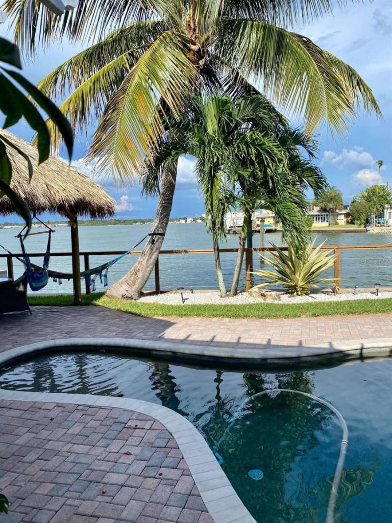 16029 Redington Drive, Redington Beach, FL 33708 Photo