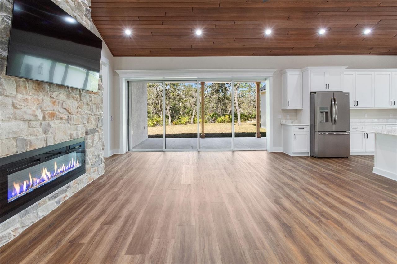 2911 Sand Pine Trail, Frostproof, FL 33843 Photo