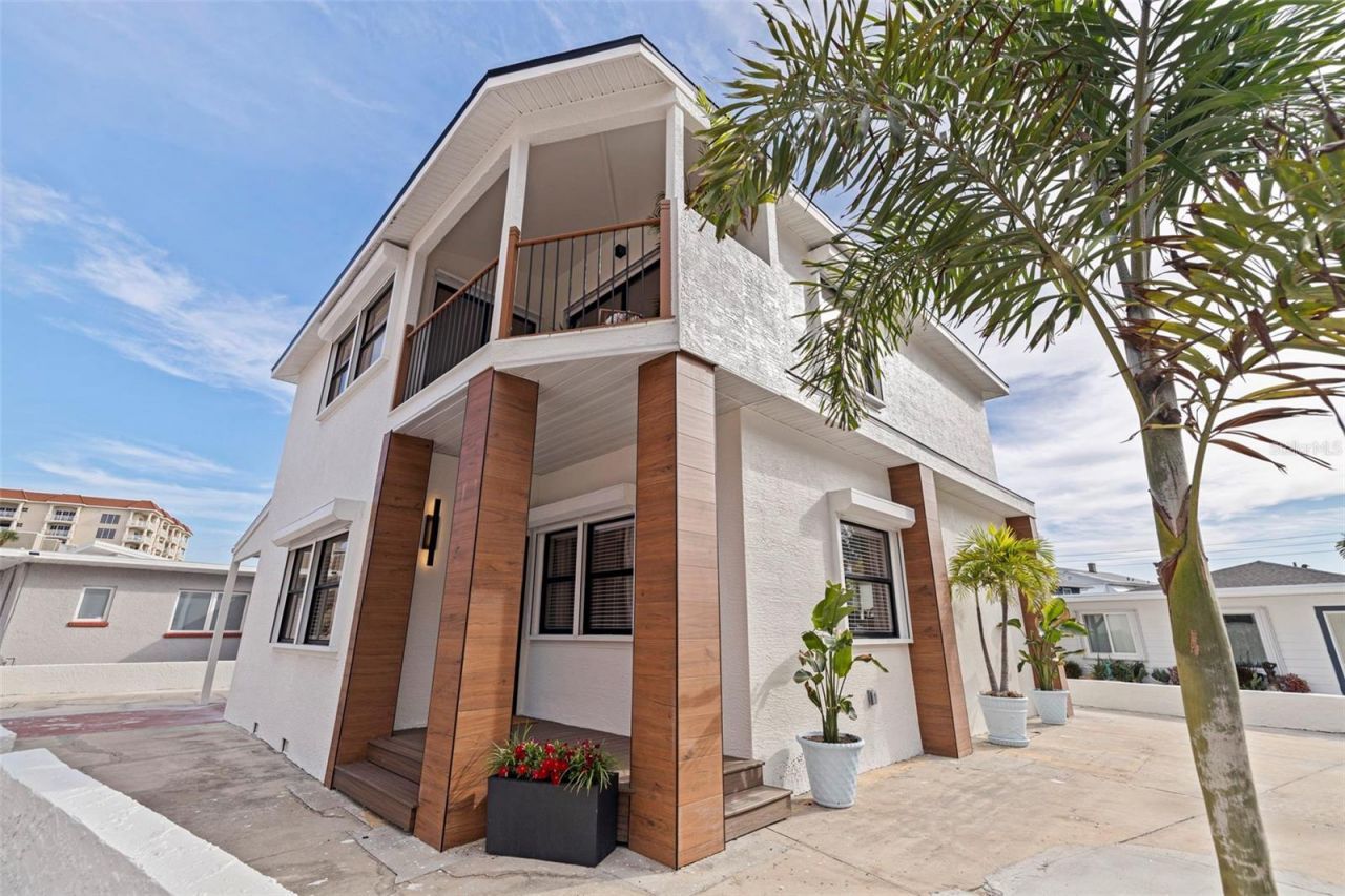 113 176th Avenue W, Redington Shores, FL 33708 Photo