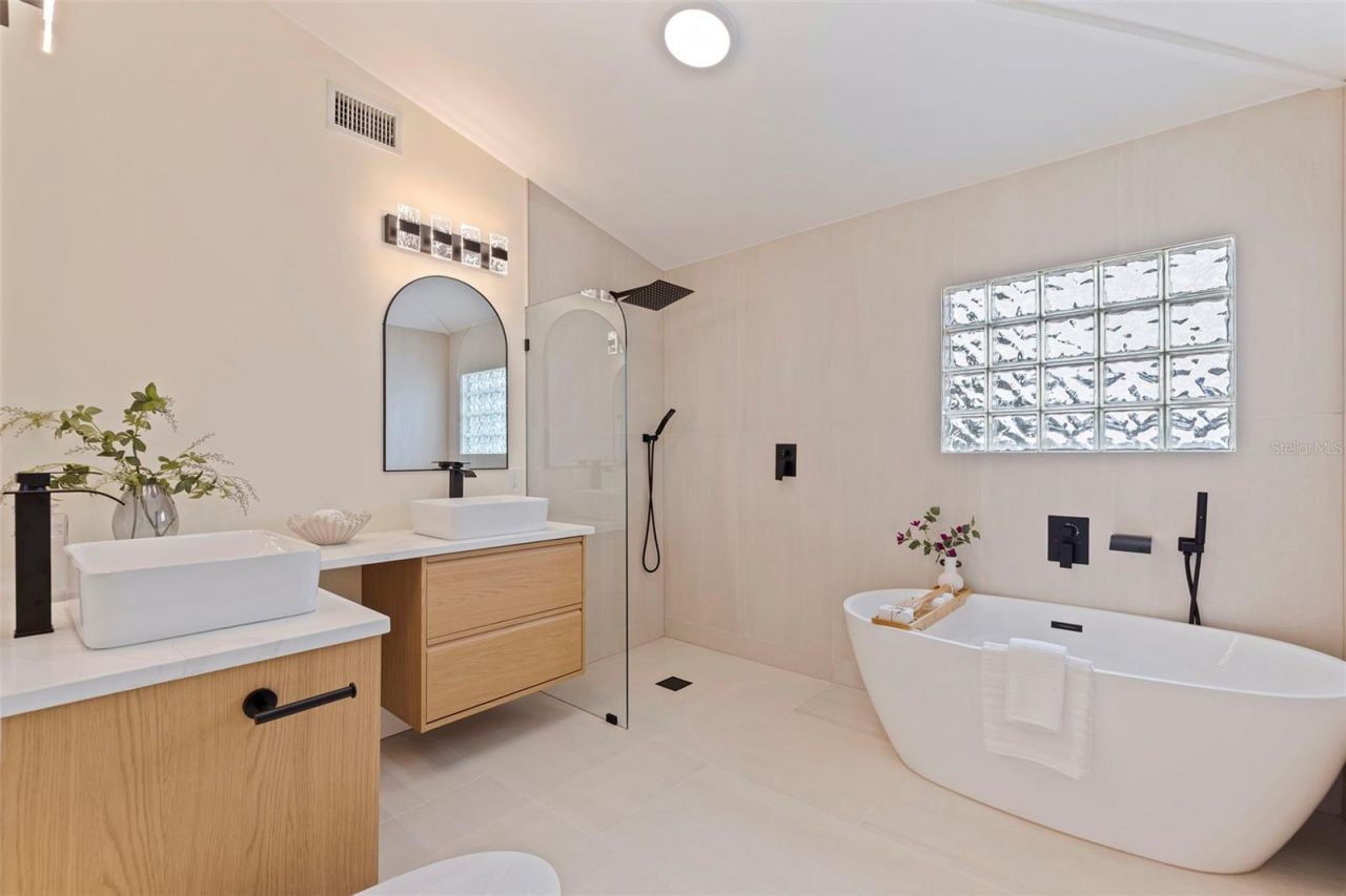 113 176th Avenue W, Redington Shores, FL 33708 Photo