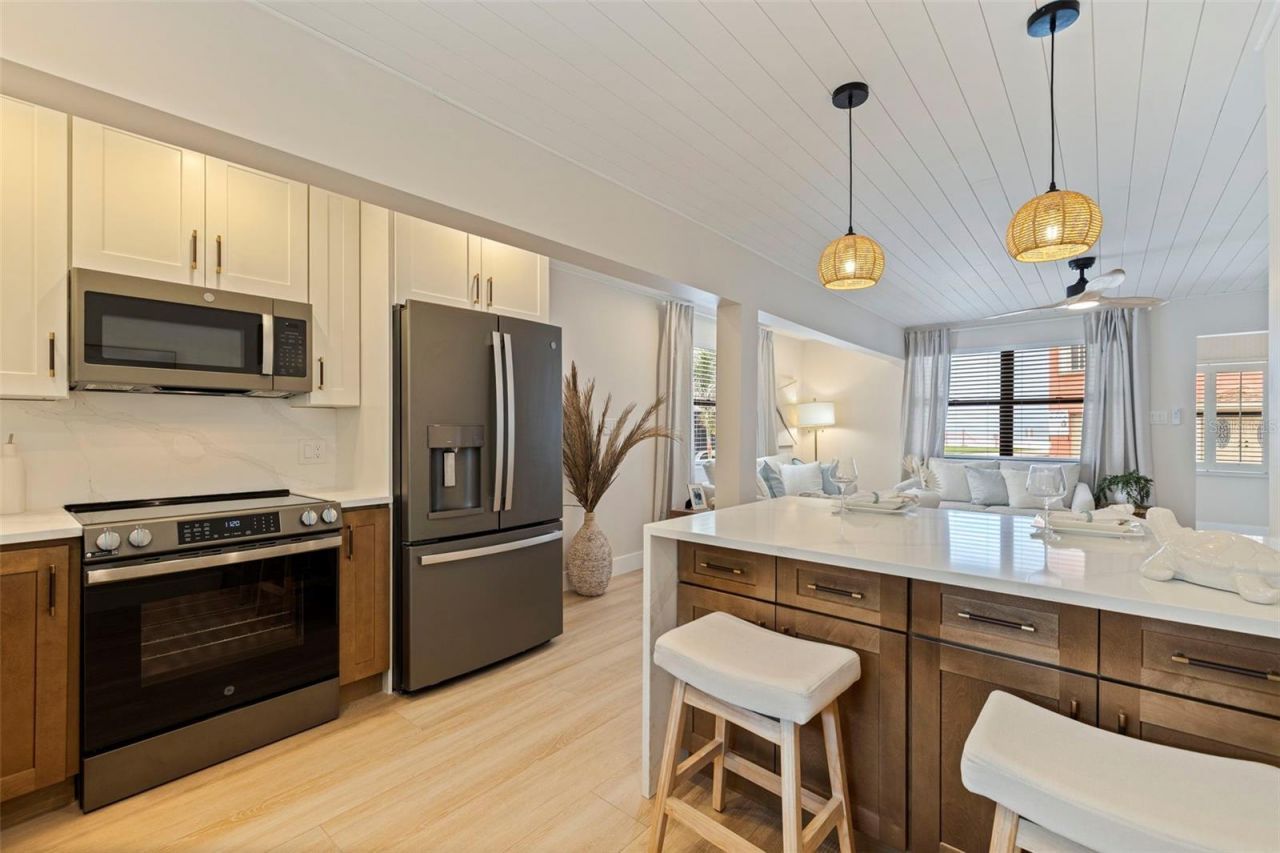 113 176th Avenue W, Redington Shores, FL 33708 Photo