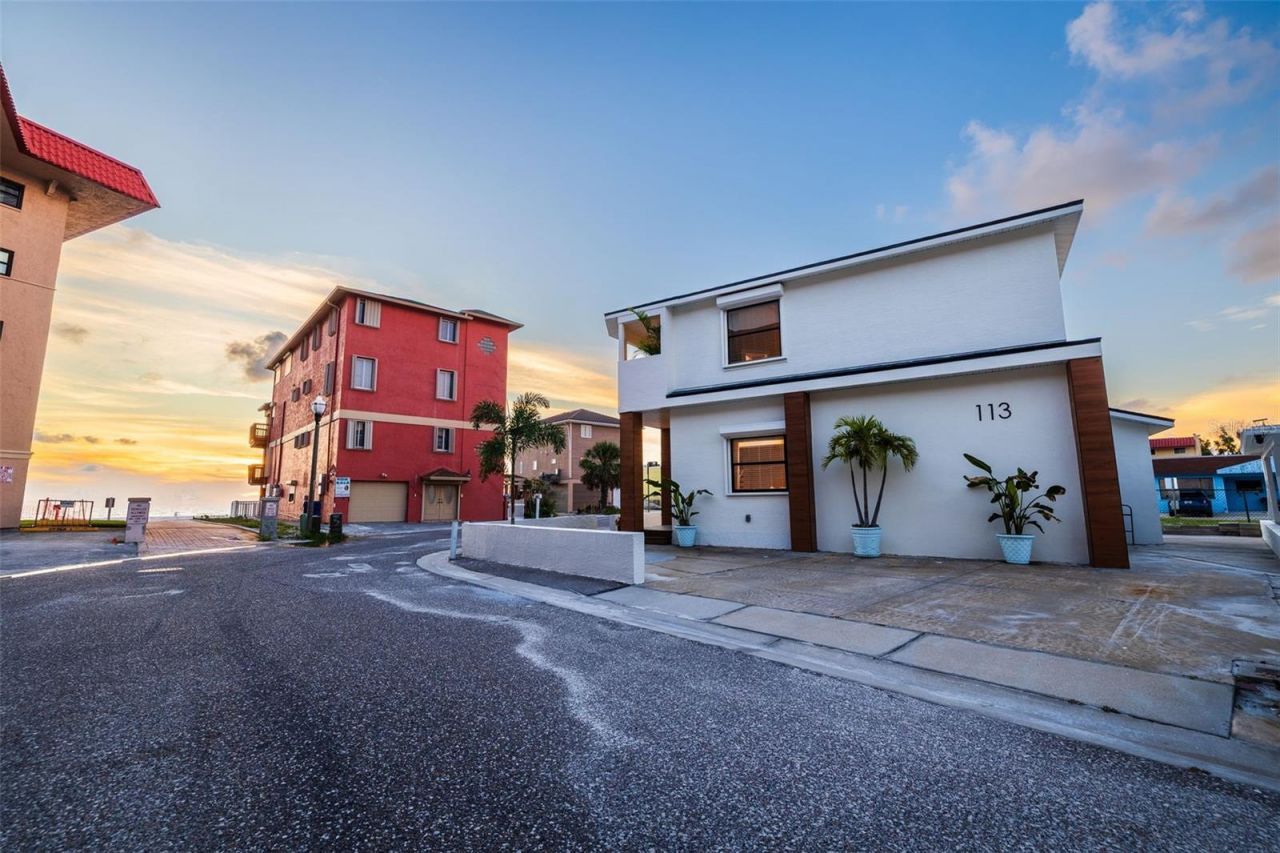 113 176th Avenue W, Redington Shores, FL 33708 Photo