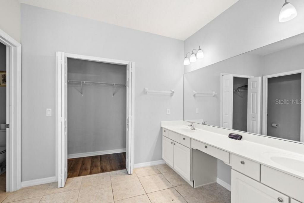 6009 Broad Oak Drive, Davenport, FL 33837 Photo