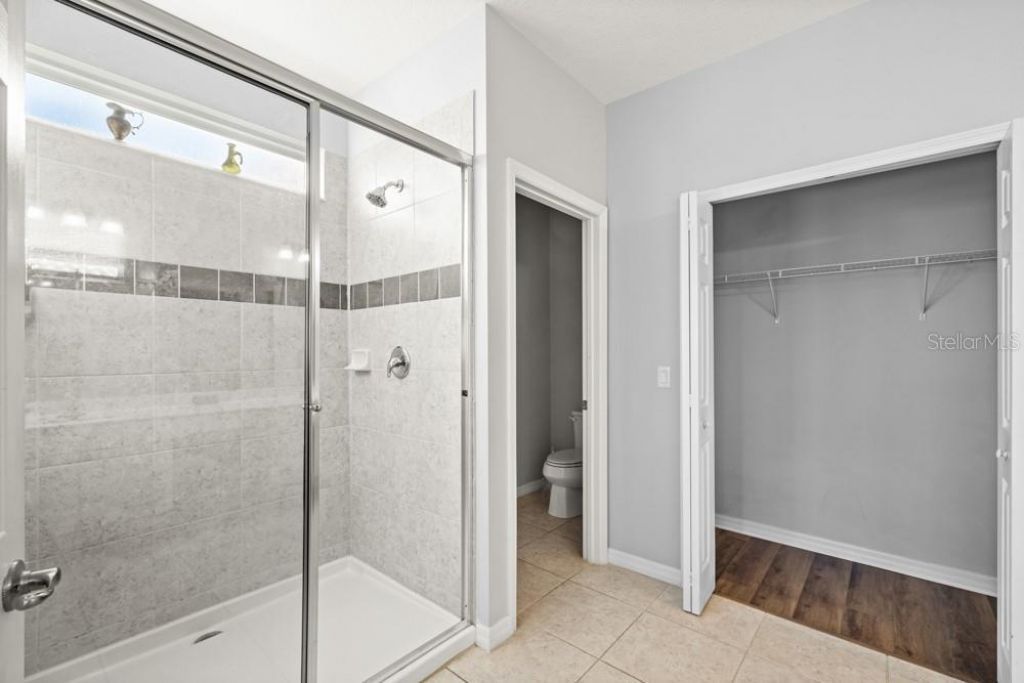 6009 Broad Oak Drive, Davenport, FL 33837 Photo