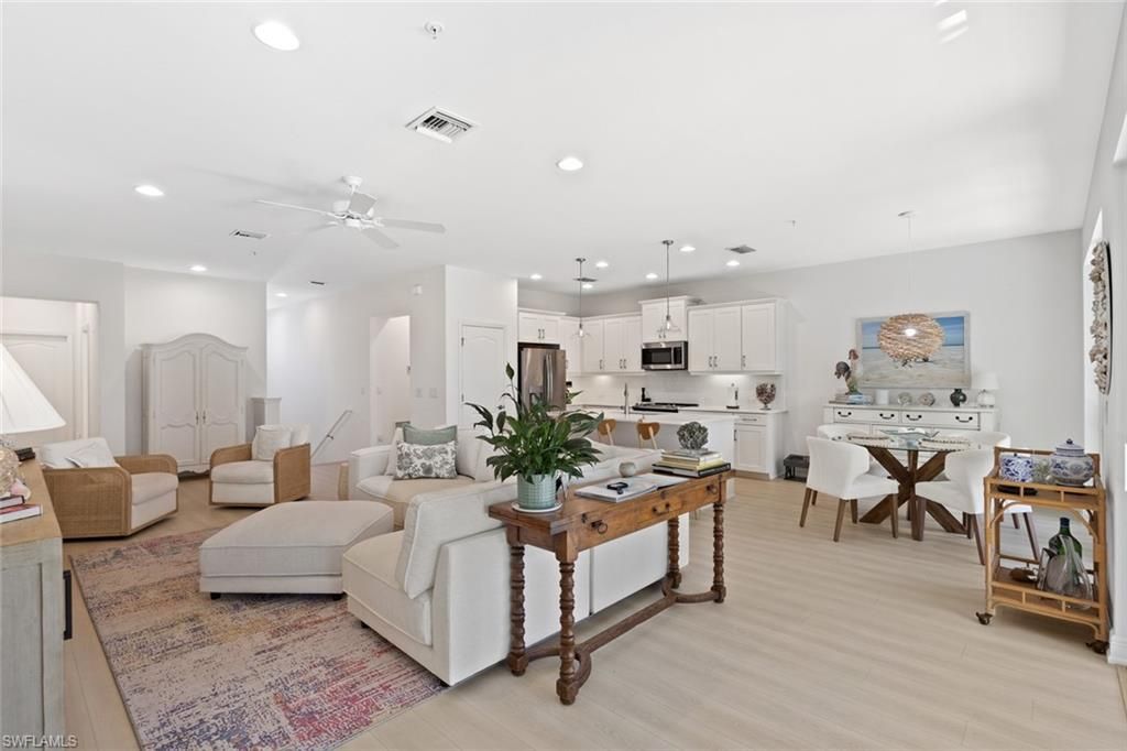6973 Avalon Cir, Unit 1406, Naples, FL 34112 Photo