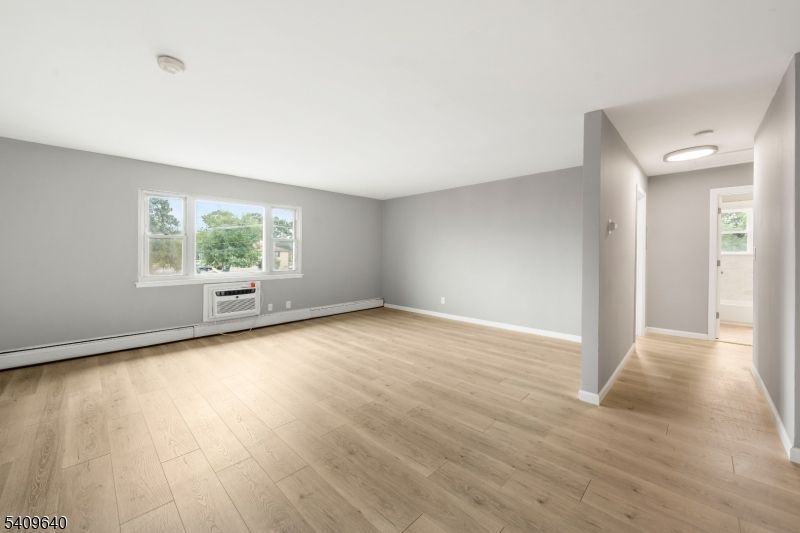 47 Gramercy Gdns, Middlesex, NJ 08846 Main Photo