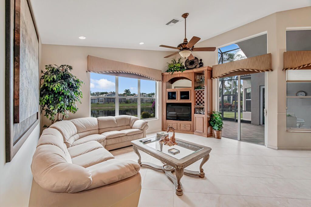 7650 Tarpon Cove Circle, Lake Worth, FL 33467 Photo