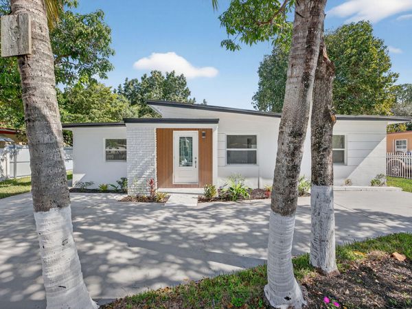 13685 NW 3rd Avenue, North Miami, FL 33168