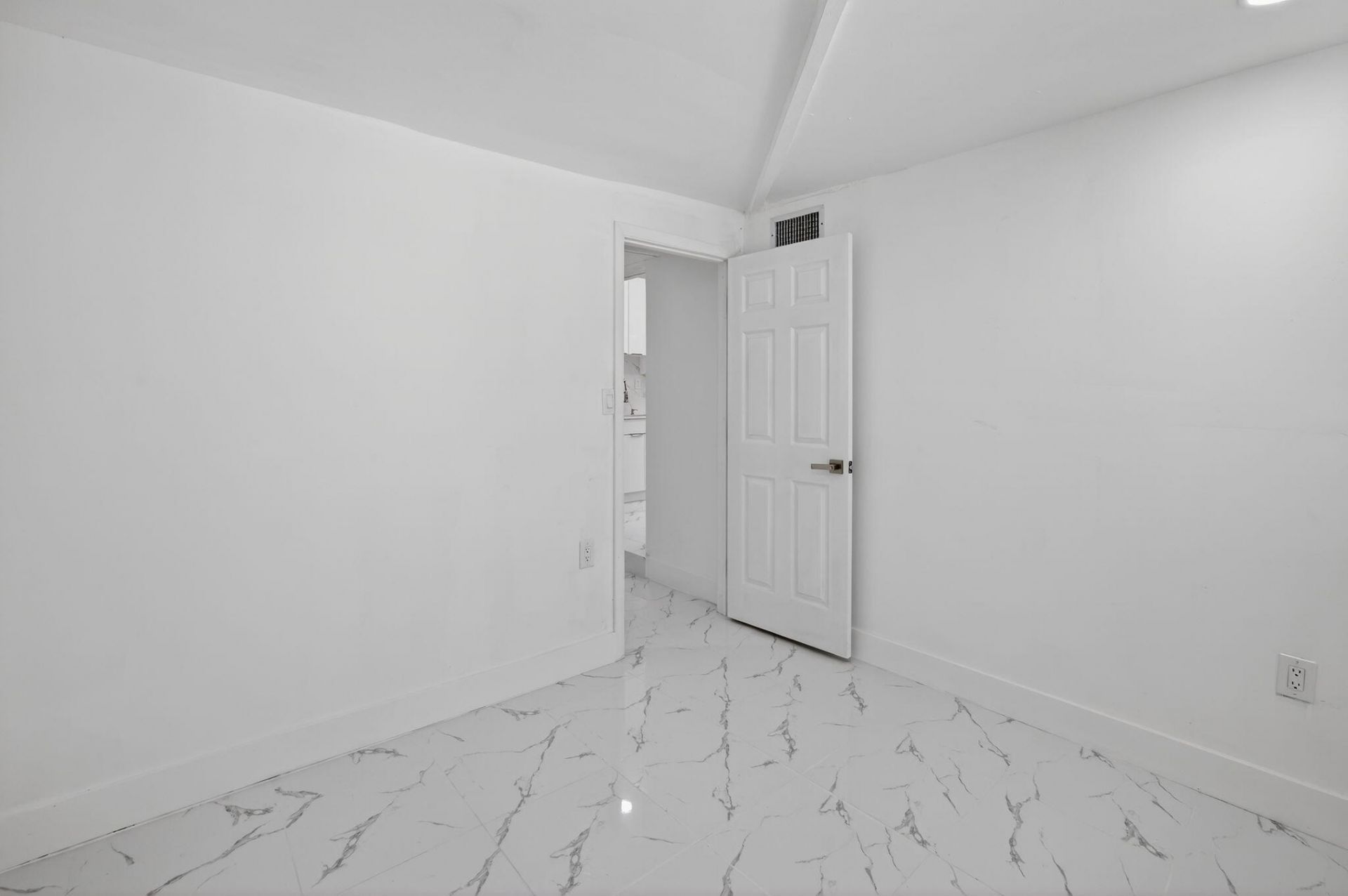 13685 NW 3rd Avenue, North Miami, FL 33168 Photo