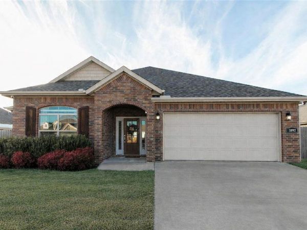 3892 Bridgeton Street, Springdale, AR 72762