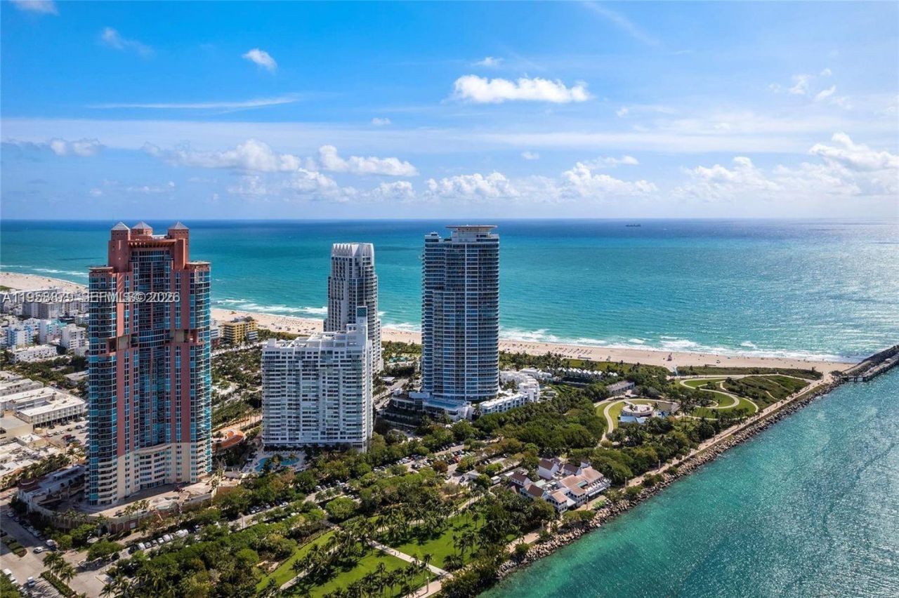 100 S Pointe Dr, Unit TH-13, Miami Beach, FL 33139 Photo