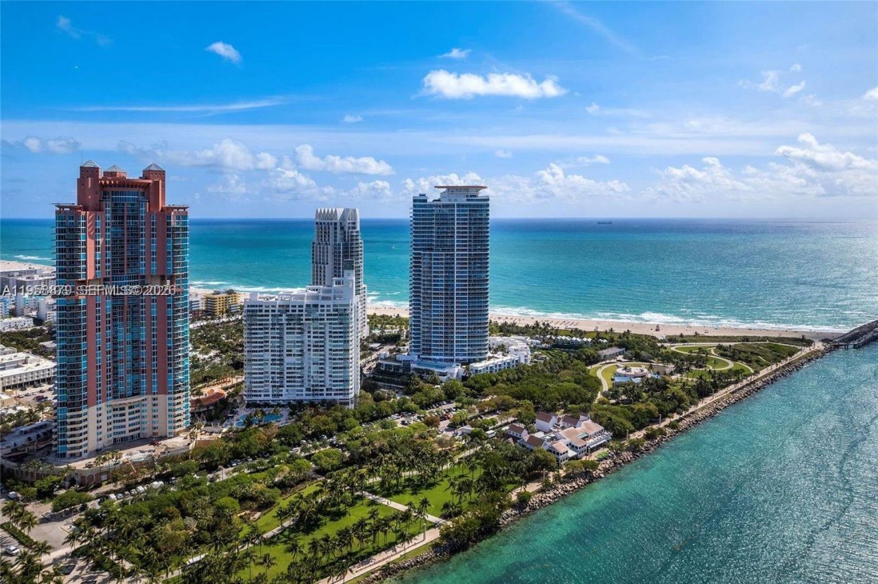 100 S Pointe Dr, Unit TH-13, Miami Beach, FL 33139 Photo
