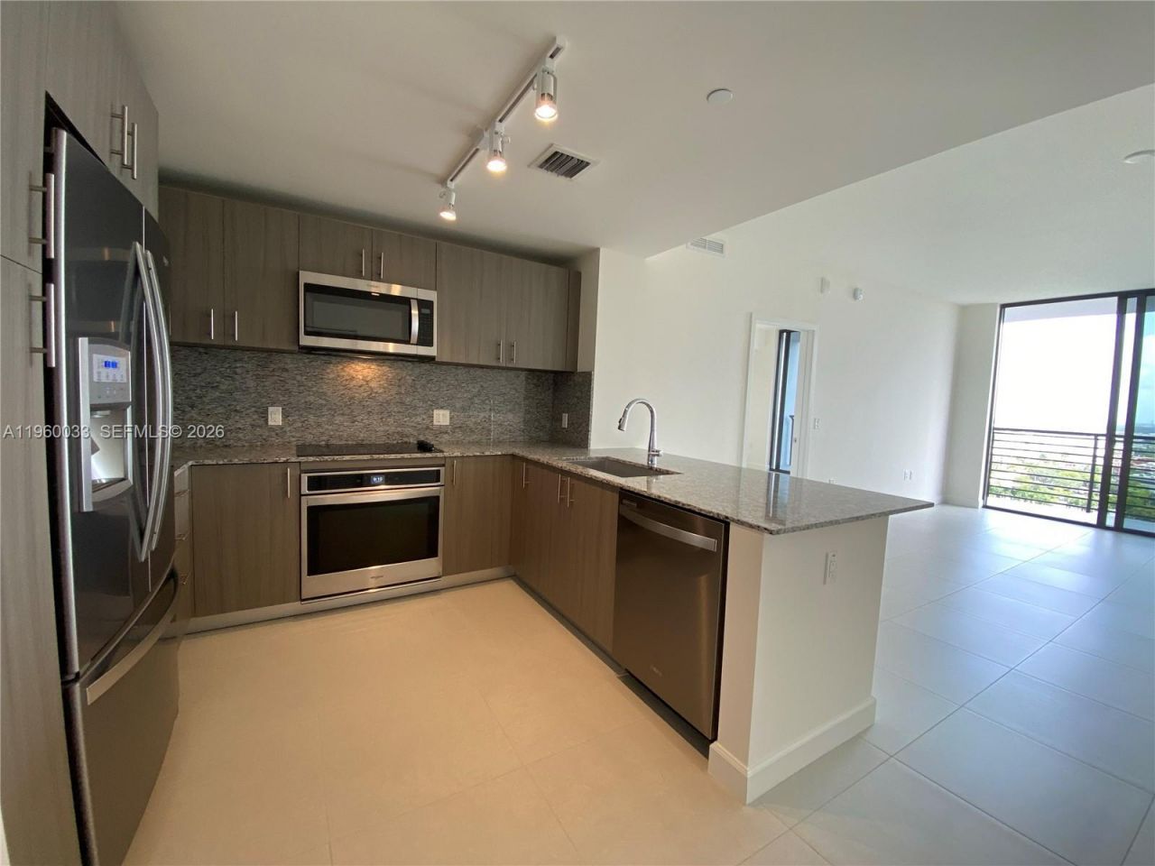 5350 NW 84th Ave, Unit 1703, Doral, FL 33166 Photo
