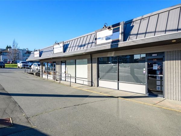 307 14th St , Unit B, Courtenay, BC V9N 6P5