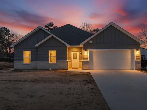 200 Harris Harbor Road, East Tawakoni, TX 75472