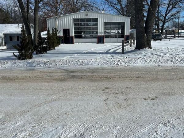 3044 W Houghton Lake Drive , Denton Twp, MI 48629