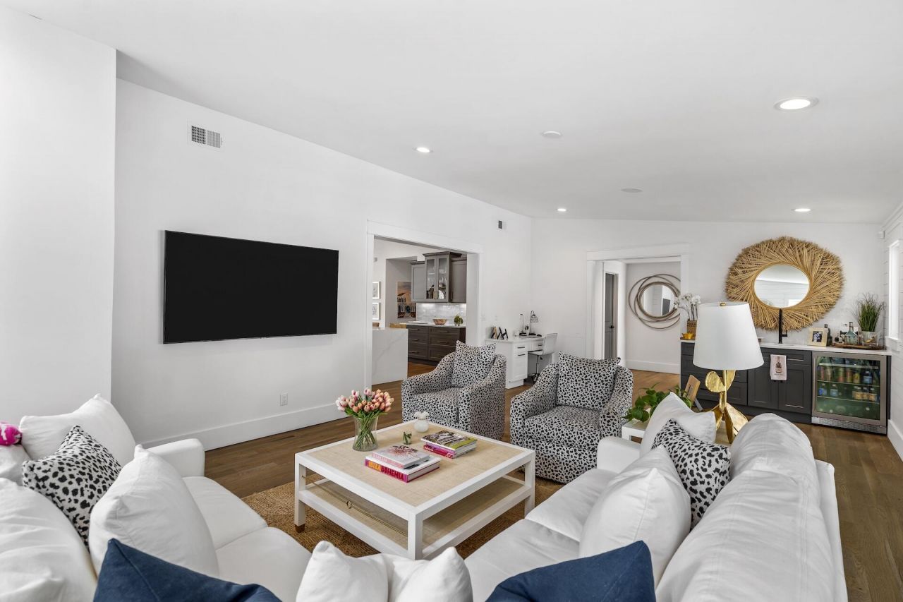 710 Simmons Street Photo 15