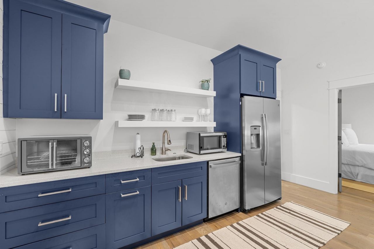 710 Simmons Street Photo 27